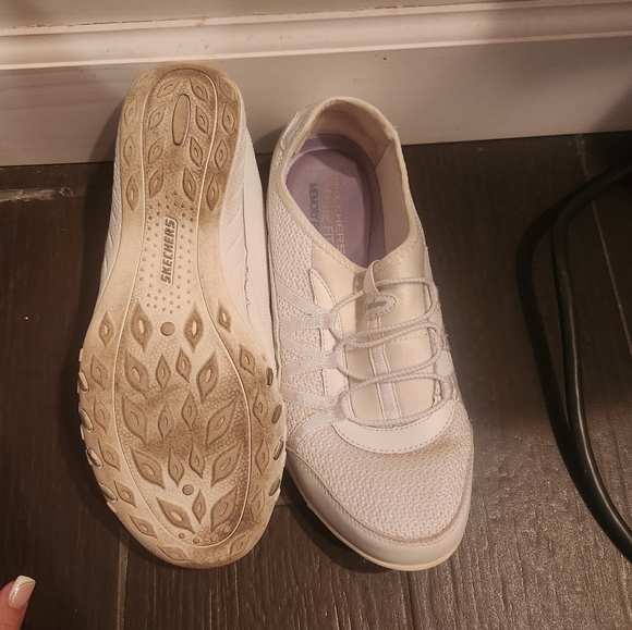 Skechers - Picture 5 of 6